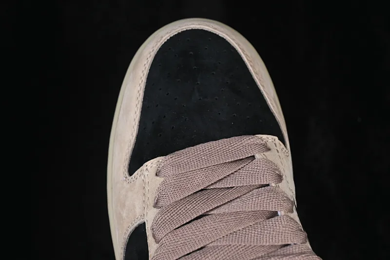 All Categories Nk SB Dunk Series Nk SB Dunk Low Low-top sneakers Nike SB Dunk Low Khaki black and gray hook Low-top casual sneakers HJ0367-200